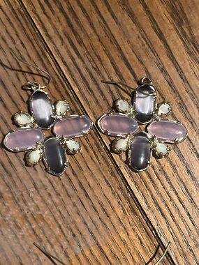 Kendra Scott Astra earrings